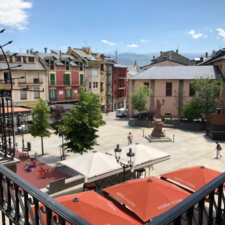 Edifici Herois Puigcerdà Exterior foto