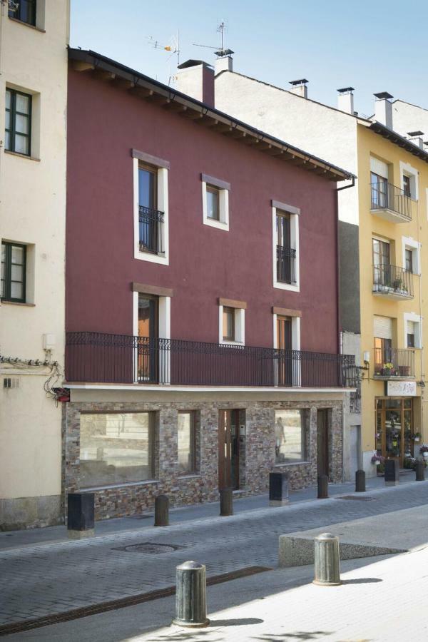 Edifici Herois Puigcerdà Exterior foto